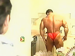 Jay Cutler gym posing
