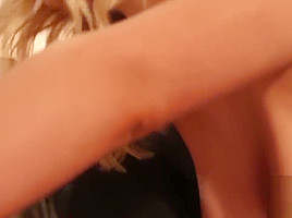 Jess Davies v90