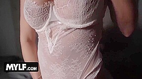 Kitten Latenight In How Deep Can It Go? By Featuring 17 Min