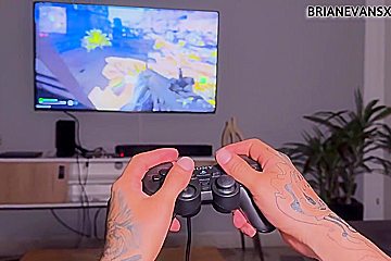 Kylei Ellish And Brian Evansx - Interrupts My Video Game And Plays With Her Big Milf Ass On My Cock