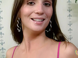 Kylie Kane knows how to give a good handjob