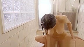 Leah Gotti super hot sex in shower