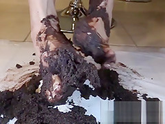 Lelu Love-Lick Messy Chocolate Cake Off My Feet JOE