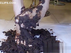 Lelu Love-Lick Messy Chocolate Cake Off My Feet JOE