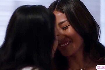 Lesbian Babe Fingering Hairy Asian Bff With Lulu Chu, Jennie Rose And Louise Louellen