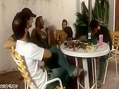 Lola, Actriz Porno Argentina Enfiestada En Una Asado