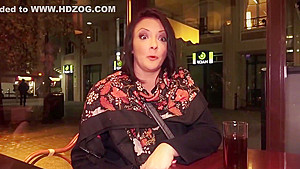 Louisa La Belle Secretaire Suce Step son Patron
