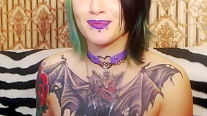 MIJN SCHOONZUS HEEFT GEILE TATTOOS BLOWJOB BIZARRE PUNK PIERCED