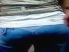 Mama e Hija par de Exhibicionistas en jeans y en mallones