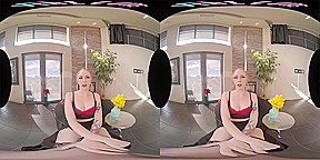 Marilyn Johnson - VR Porn Movie