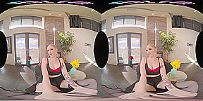 Marilyn Johnson - VR Porn Movie