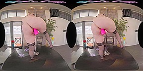 Marilyn Johnson - VR Porn Movie