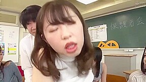 06802 Married woman creampie