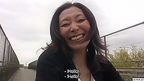 Mature Japanese outdoor bottomless bicycle riding and sex