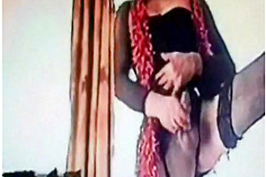 Mature whore jerking