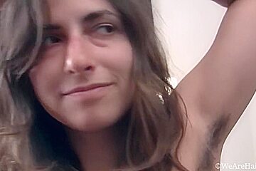 Monica - Bed