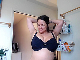 Monica Mendez - Webcam - Hawaii Tryouts - PinupFiles