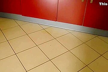 Mya Diamond In Die Pisseuse Episode 1