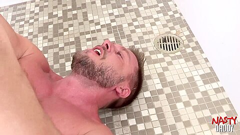 NASTYDADDY Bottom Dylan Dukes Barebacked By Hans Berlin