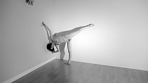 Naked on Stage-016 N4