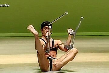 Naked on Stage-123 N1