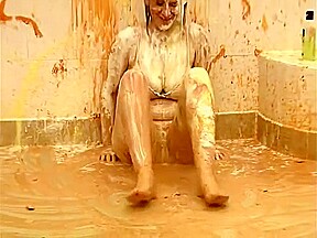 Natalie - Messy Food