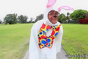 Natassia Dreams in Easter Ass-Bangin - IKillItTs