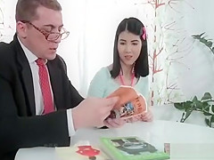 Natural was seduced and shagged by her elderly tea