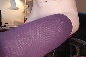 Nude Workout & Post Workout Cum With My New Toy!