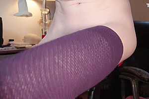 Nude Workout & Post Workout Cum With My New Toy!