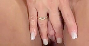 Nude muscle woman with big clit