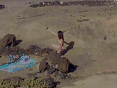 Nudist Beach Blowjob: I Show My Hard Cock To A Bitch That Asks Me For A Blowjob And Cum In Her Mouth