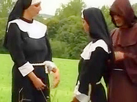 Nuns 98