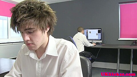 Office stud banging hunk up his tight bum