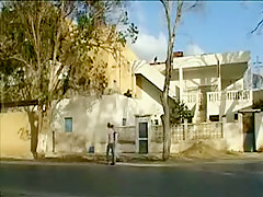 Papa Bear Outoors (No Sound)