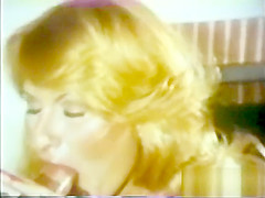 Peepshow Loops 75 70s and 80s - Scene 2