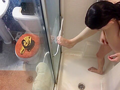 Petite Ivy Caught Shaving On