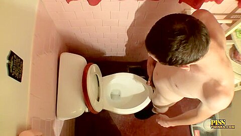 Pissing And Jacking Off - Devin Reynolds Jake Reid
