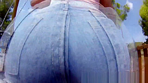 Plump assed teen 18+ fucks