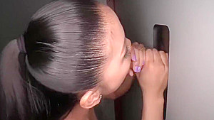 Pretty Pregnant Latina Doing Her First Gloryhole