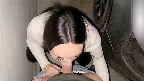 Publichni Riskovanni Minet Fut-fetish V Mashine I Sperma Na Lico Pryamo Na Parkinge