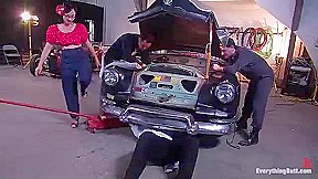 Retro Chick Gets Her Mechanic To Butt Fuck Her - Kink