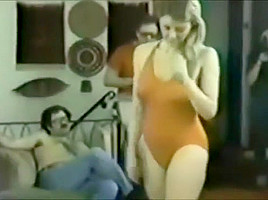 Roxanne Baxter vs Jim