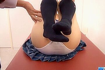 Sakamoto Hikari posing in sexy solo show