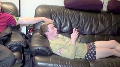 Sexy Bear Used By Top Twink Feminine - HumliationAndSpanking