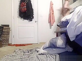 She shows her pussy and ass