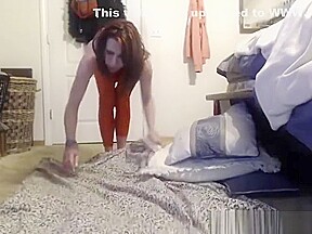 She shows her pussy and ass