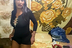 Shemale Dancing Sexy