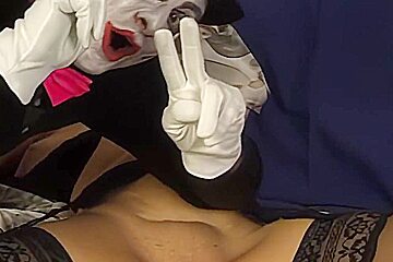Sick Look At What You Can Put In Your Cunt