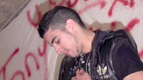 Slut Erwin fucked by straight Arab with xxl cock - CrunchBoy